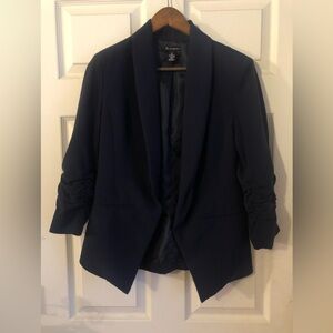New Directions Navy blazer with scrunched sleeves, size Medium